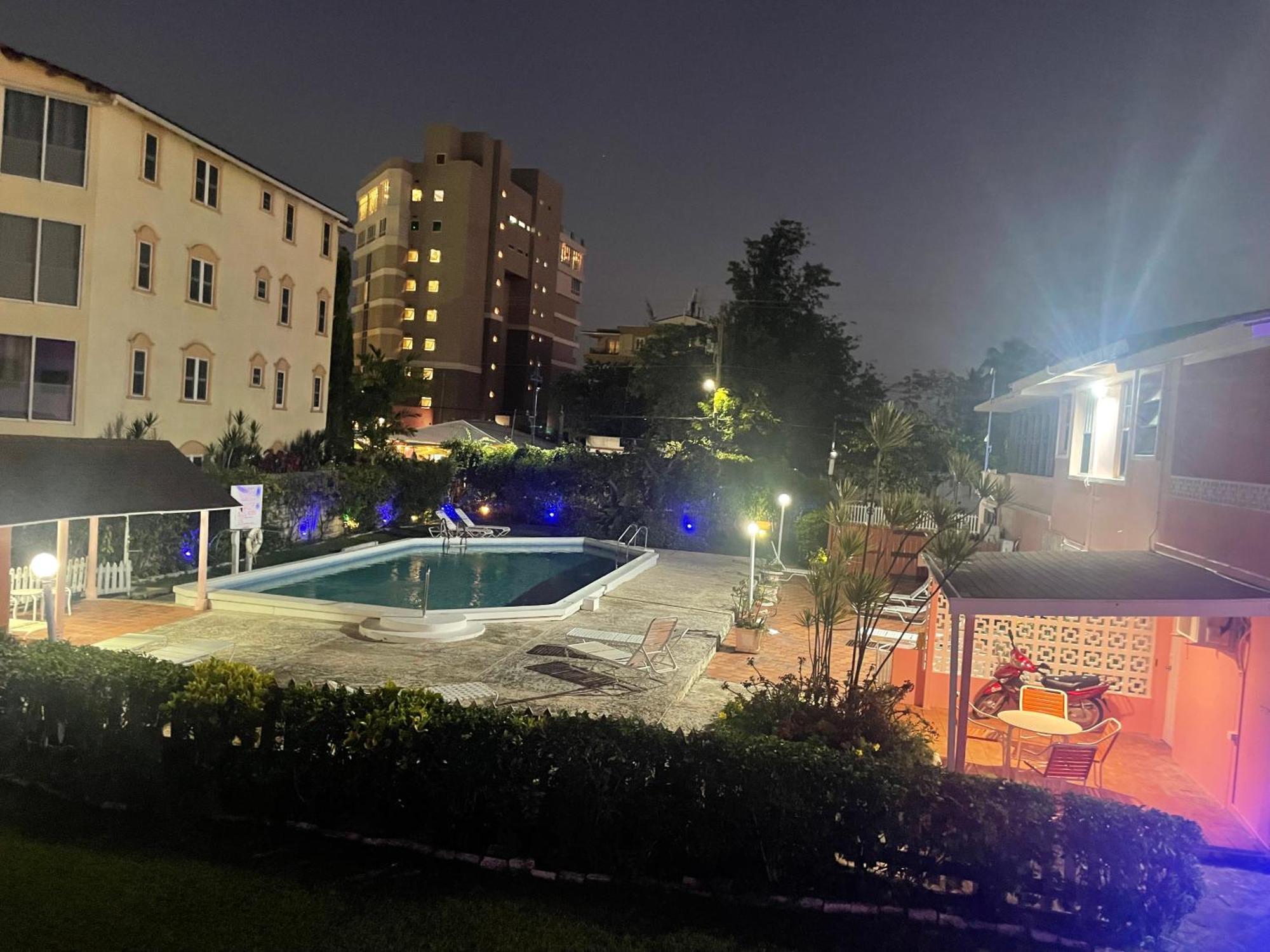 The Monteray Hotel Christ Church Exterior photo