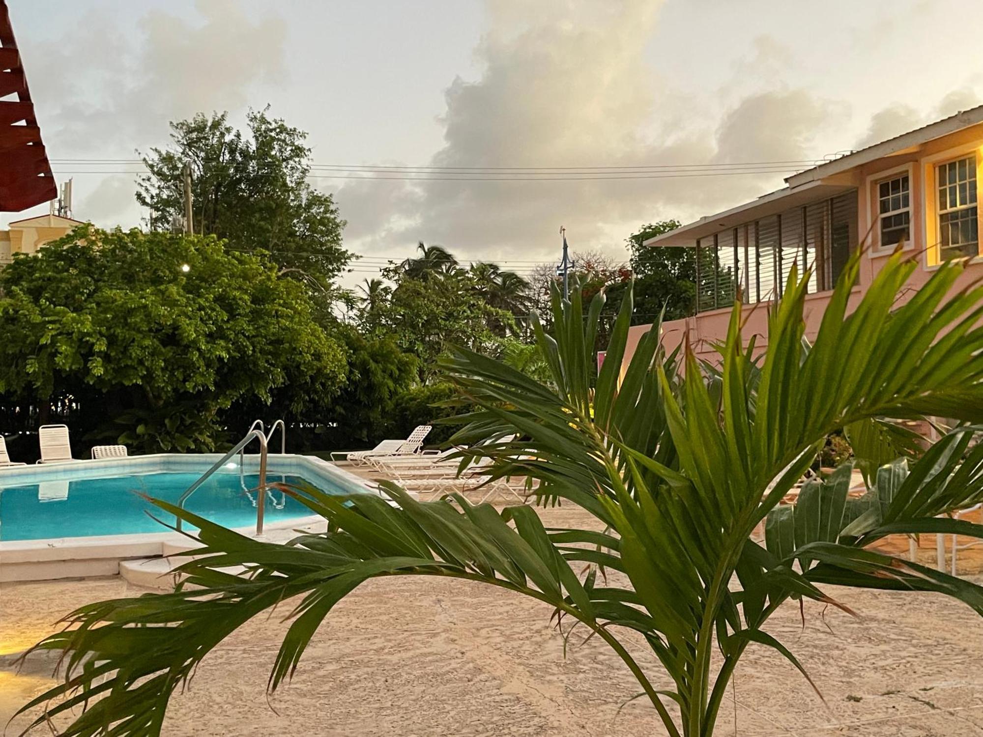 The Monteray Hotel Christ Church Exterior photo